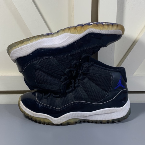 Jordan 11 Space Jam - Picture 6 of 7